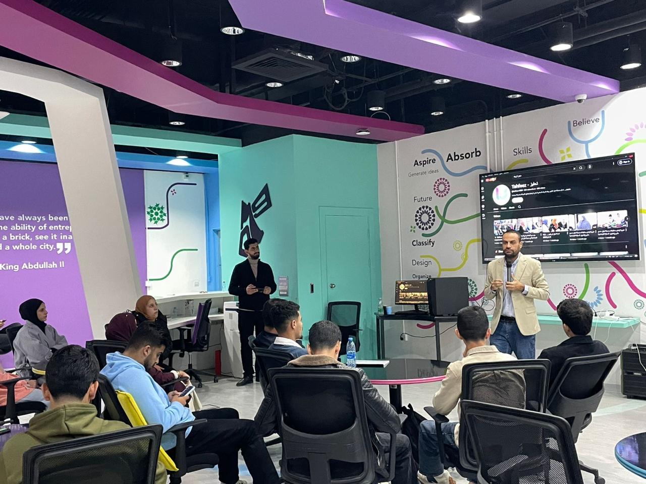 “رحلة إلى ذاتٍ قيادية” ورشة تنظمها عمادة شؤون الطلبة